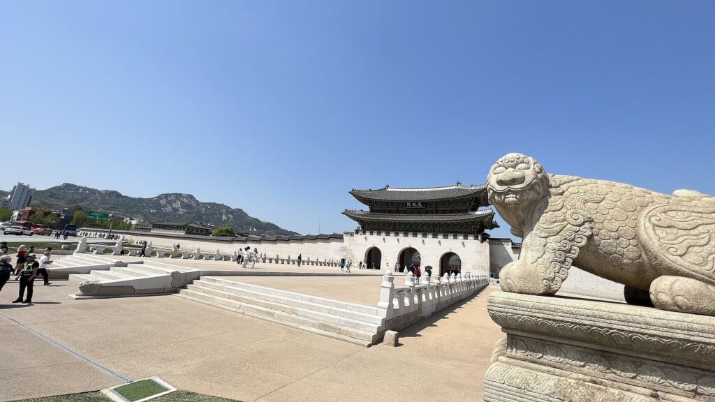 댕댕런 — 광화문·경복궁·청와대 8km 순환